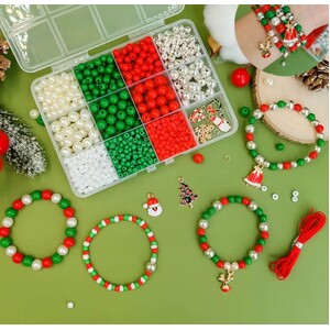 Speedy Plastic Christmas Beads & Charm Set