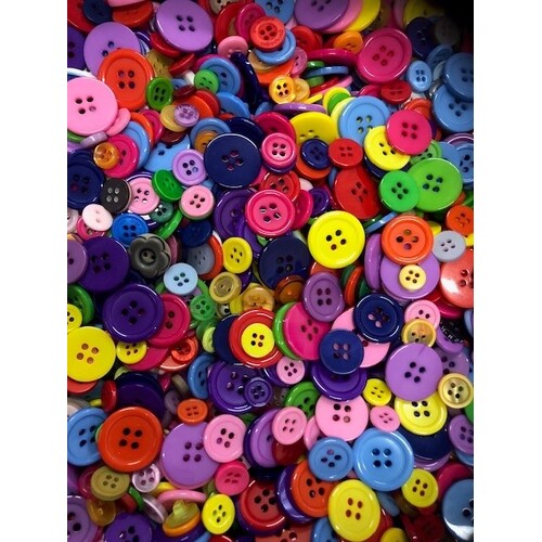 Speedy Plastic Buttons Assorted Colours & Sizes